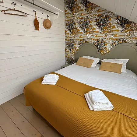 Ferienhaus La Maison Bleue By Domaine De Colomban - Plages Et Commerces A Pieds